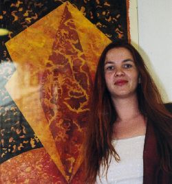 Martina Reder auf ihrer Bonner Ausstellung im Sommer 1998