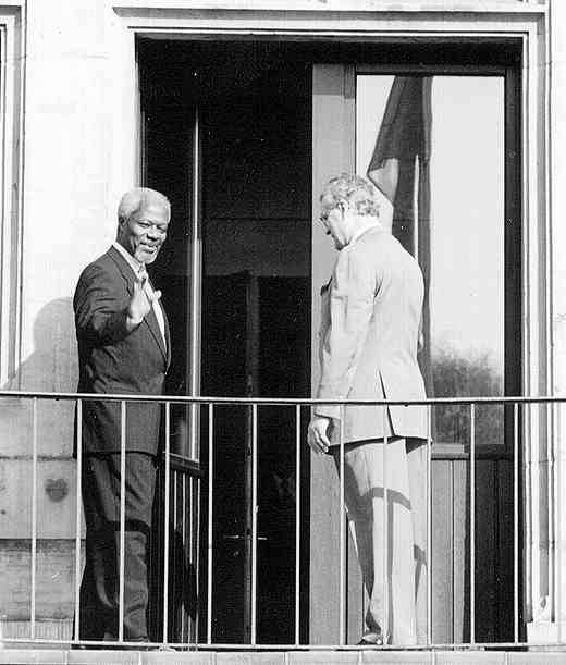 Secretary General UNO, Kofi Annan and Co-ordinator UNFCCC Michael Zammit Cutajar
